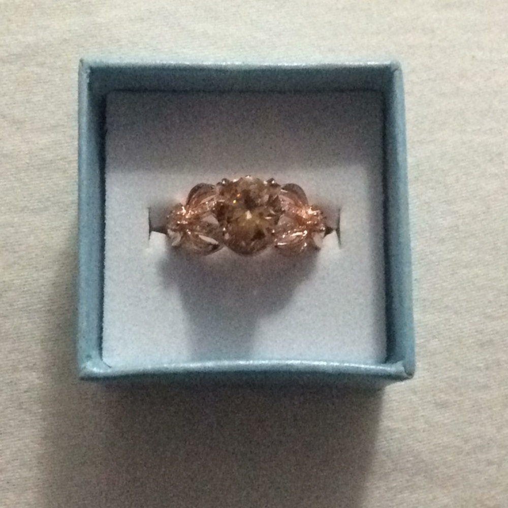 Rose gold ring